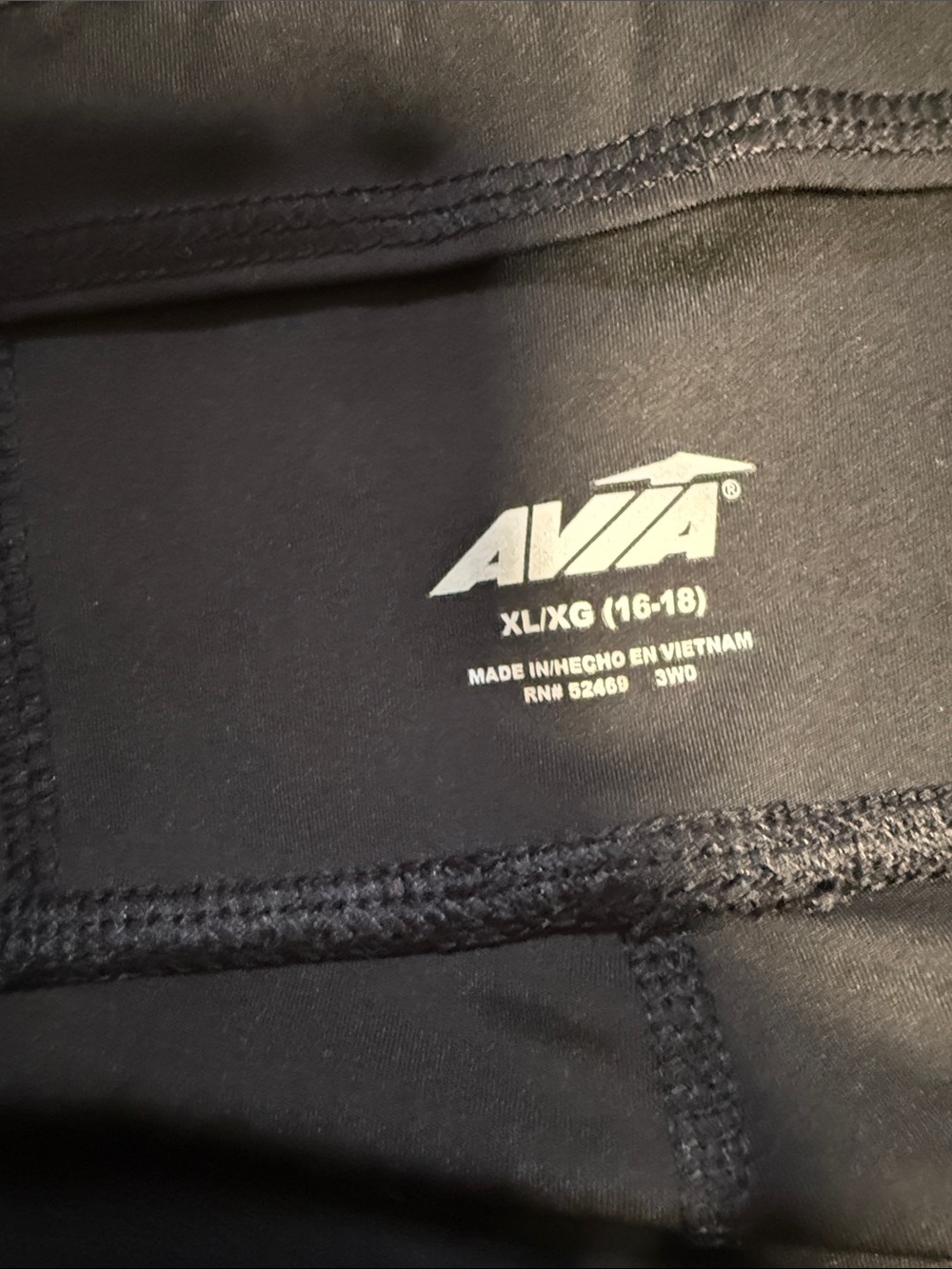 Avia Black High-Rise Athletic Capri Leggings - Picture 6 of 6